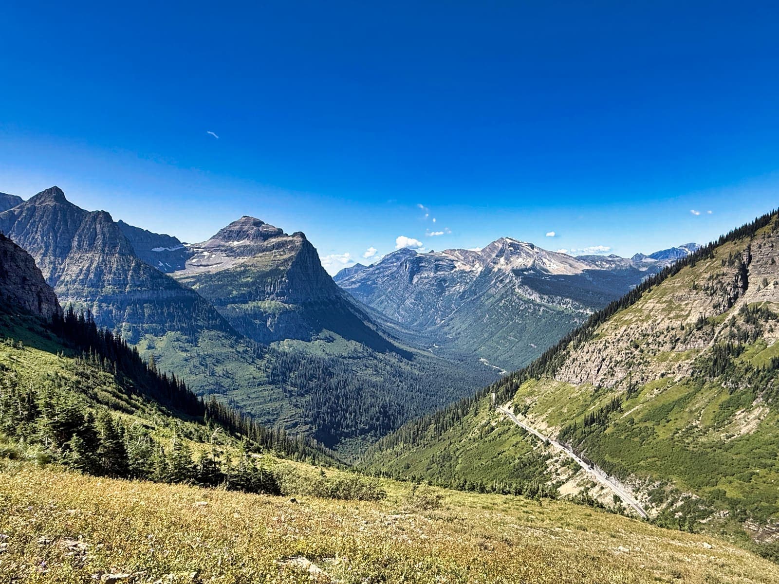 Glacier alpine lake